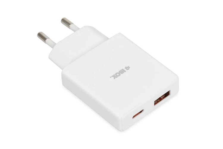 IBOX ŁADOWARKA UNIWERSALNA C-43 GAN PD30W SLIM USB A+C WHITE