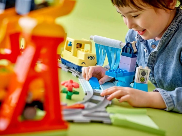 LEGO DUPLO TOWN 10428 Duplo Duży interaktywny pociąg miejski