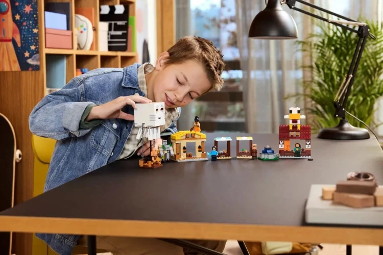 LEGO MINECRAFT 21273