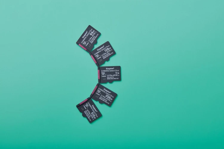 KINGSTON microSDXC 256GB Canvas Select Plus 3 + ADP