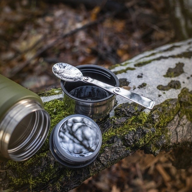 Termos obiadowy z łyżką ze stali Inox M-TAC Olive poj. 750 ml.