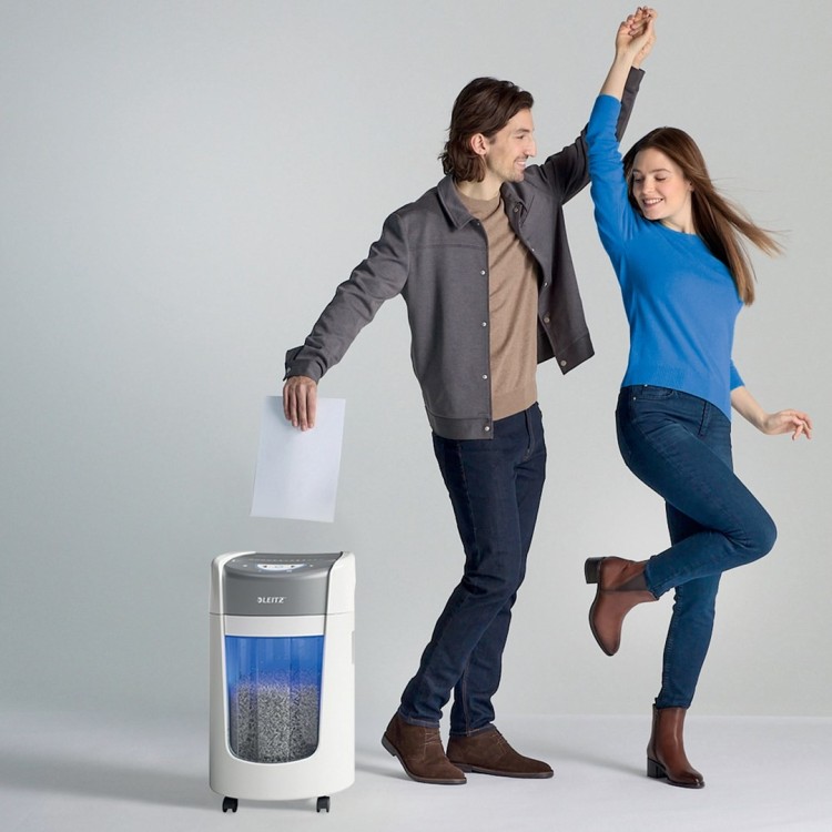 Niszczarka Leitz IQ OptiMax Home Office 225, 15l, P5, 6 kartek, Automatyczny Start/Stop, Funkcja cofania, Obrotowy pojemnik - 33% większa pojemność na