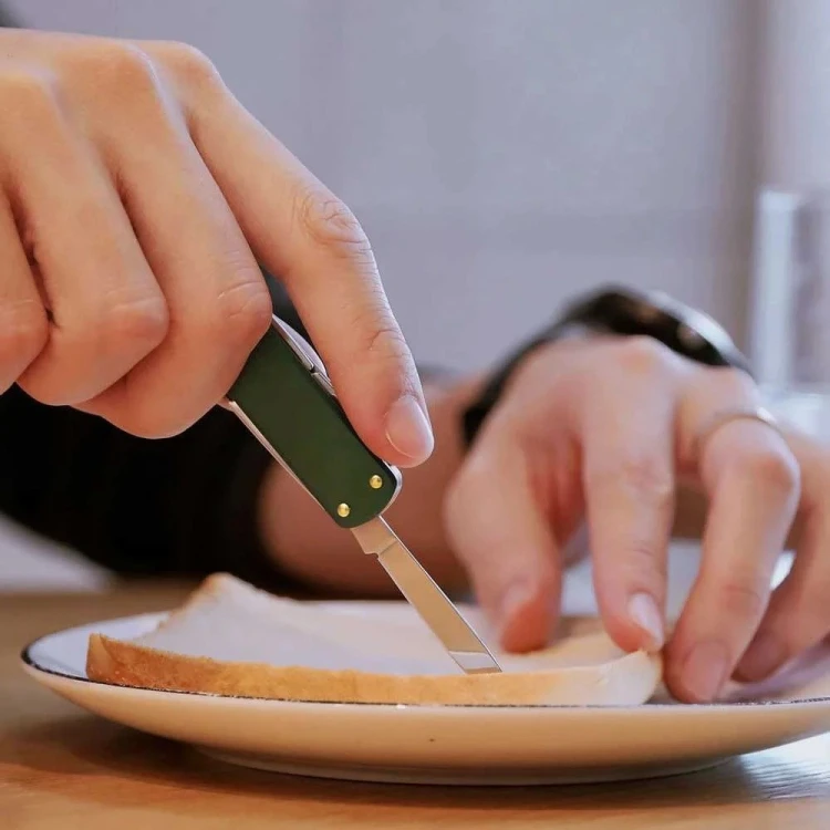 Nóż wielofunkcyjny NexTool Mini Pocket Knife NE0143 4w1 zielony