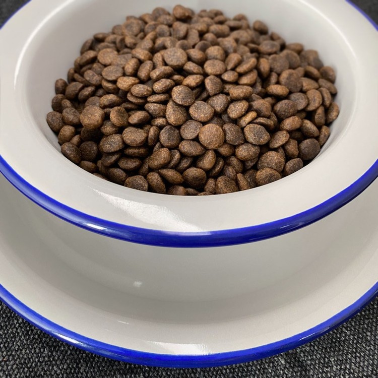 FOLK Wielkopolska kaczka z królikiem, z dodatkiem aromatycznych jabłek i majeranku 1.6kg