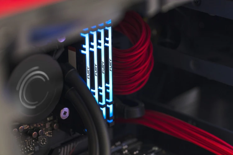 KINGSTON DDR4 16GB 3200MT/s CL16 DIMM FURY Renegade RGB