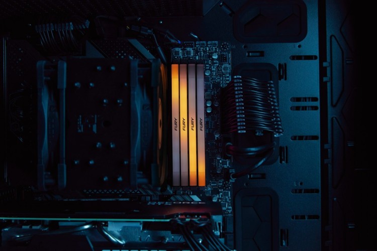KINGSTON DDR4 16GB 4266MT/s CL19 DIMM FURY Renegade RGB