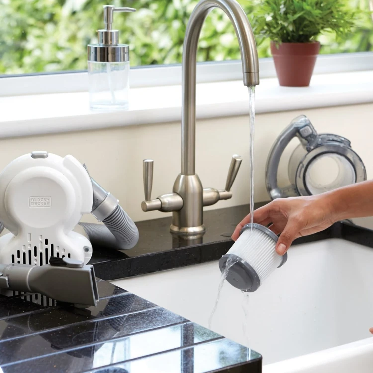 Odkurzacz akumulatorowy PD1820L-QW Black+Decker