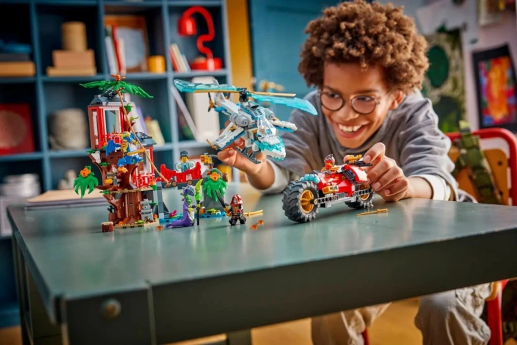 LEGO NINJAGO 71857 Ninja Vehicle Battle at the Tree House