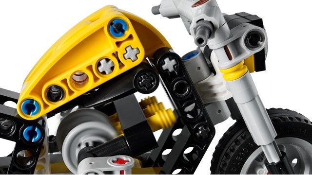 LEGO Technic 42225