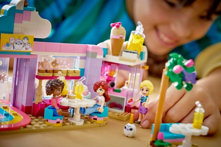 LEGO Friends 42684 Kawiarnia Unicorn Dream