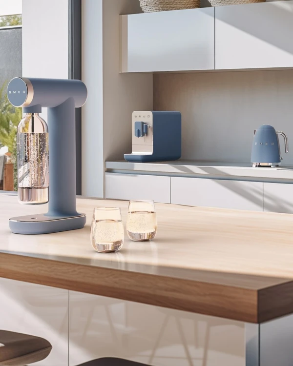 Czajnik elektryczny SMEG KLF03SBMEU