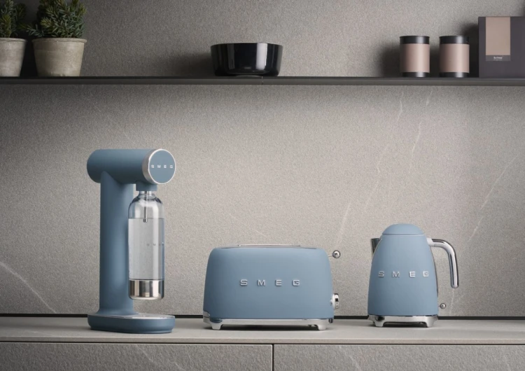 Czajnik elektryczny SMEG KLF03SBMEU