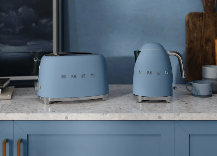 Czajnik elektryczny SMEG KLF03SBMEU