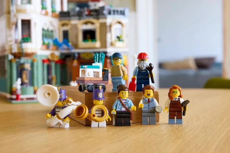 LEGO Icons 11371 - Ulica handlowa