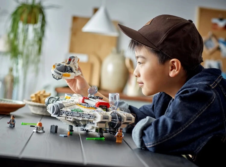 LEGO Star Wars 75357 - Duch i Upiór II