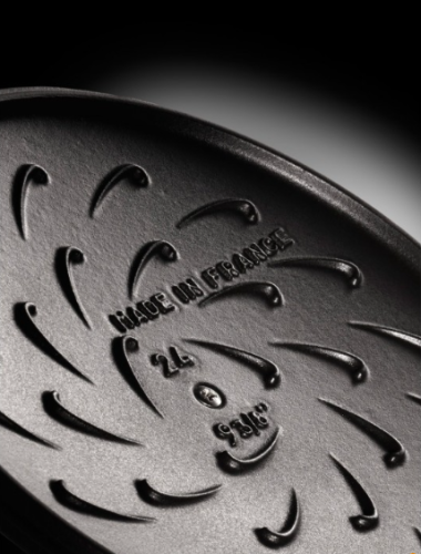 Głęboka patelnia do duszenia z pokrywką STAUB 40511-472-0 - czarna 28 cm