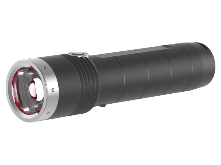 Latarka Ledlenser MT10