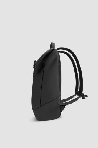 XD DESIGN PLECAK URBAN FLAP-TOP CZARNY P/N: P706.2601