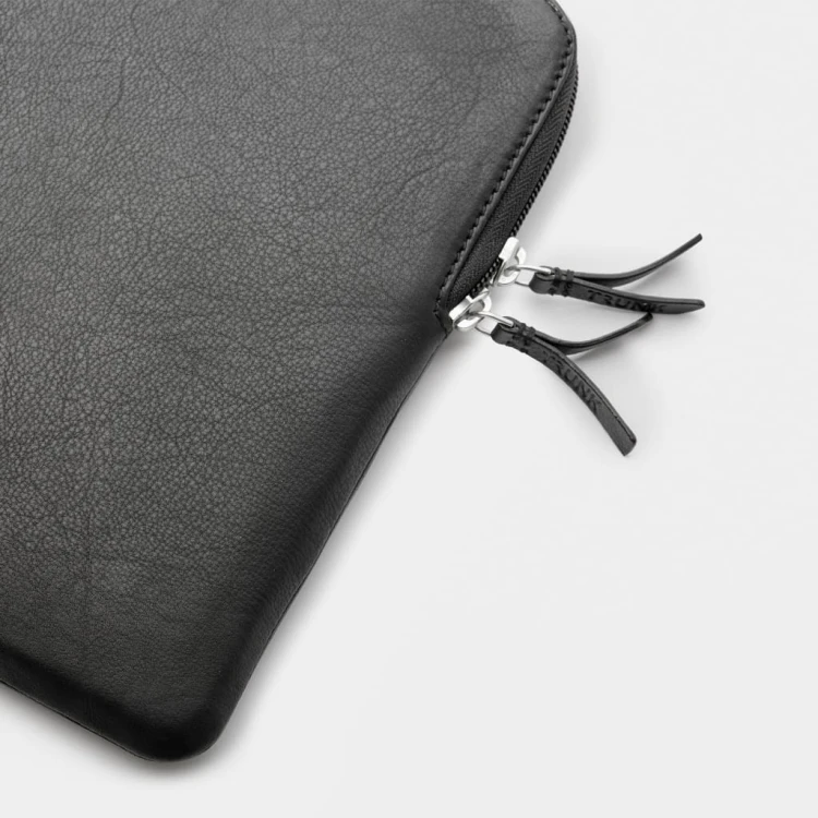 Skórzane etui ochronne do MacBook 16" czarne