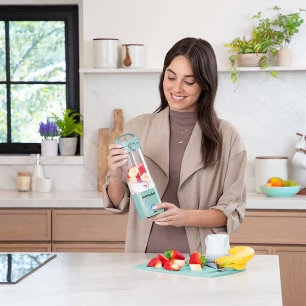 Blender przenośny Nutribullet NBP003LBL, jasnoniebieski