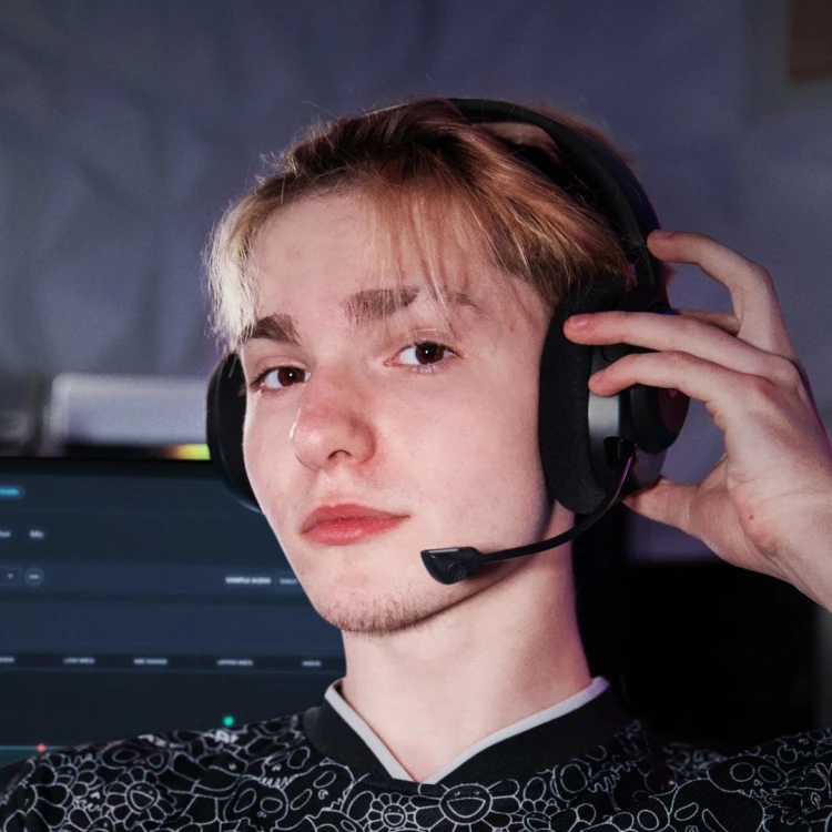 Seria SteelSeries | Zestaw słuchawkowy do gier | Arctis Nova 5 | Łączność Bluetooth | Nauszne | Mikrofon | Redukcja szumów | Łączność bezprzewodowa |