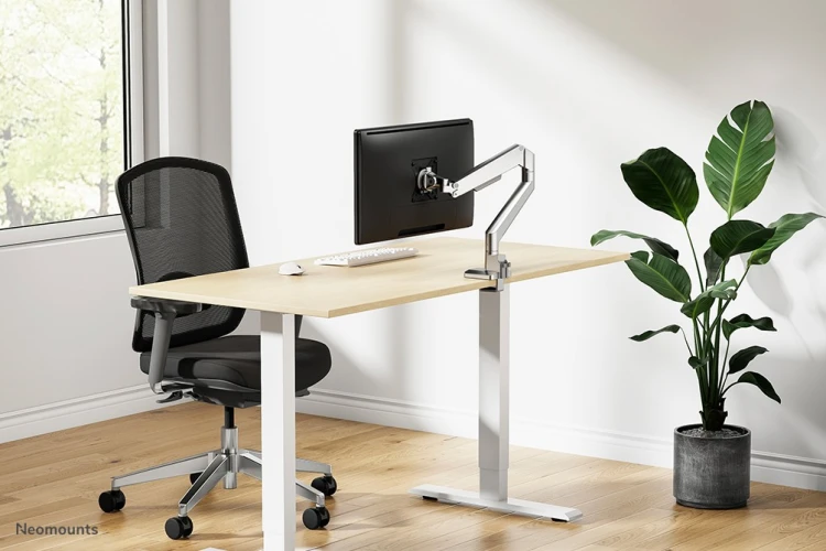Neomounts DS70-250SL1 uchwyt / stojak do monitorów 88,9 cm (35") Biurko Srebrny