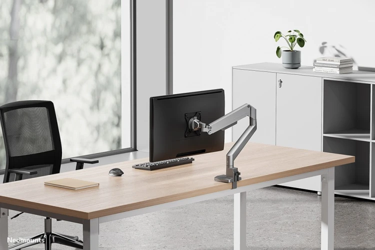 Neomounts DS70-250SL1 uchwyt / stojak do monitorów 88,9 cm (35") Biurko Srebrny