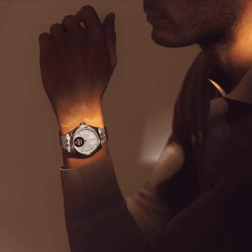 Zegarek Withings Scanwatch Nova Brilliant - funkcje EKG, pomiar pulsu, SPO2, temperatury, aktywność fizyczna i sen (39mm, titanium gray)