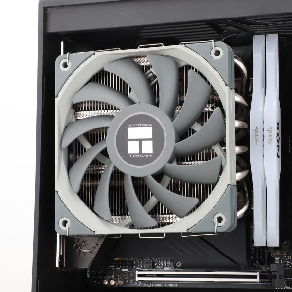 Thermalright AXP120-X67 system chłodzenia komputerów Procesor Radiator 12 cm Czarny, Szary, Metaliczny 1 szt.