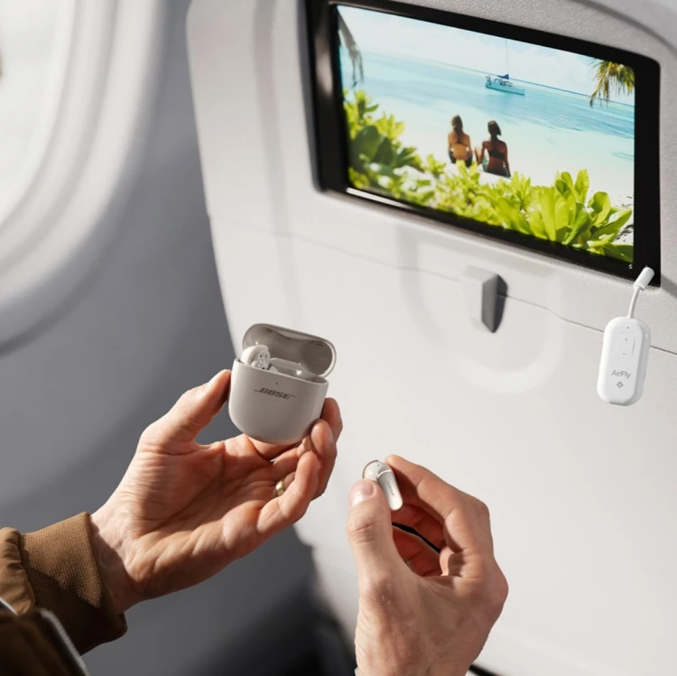 Twelve South AirFly Pro 2 - adapter Bluetooth do wejścia 3,5mm jack kompatybilny z AirPods i innymi słuchawkami Bluetooth, do 2 par słuchawek jednocze