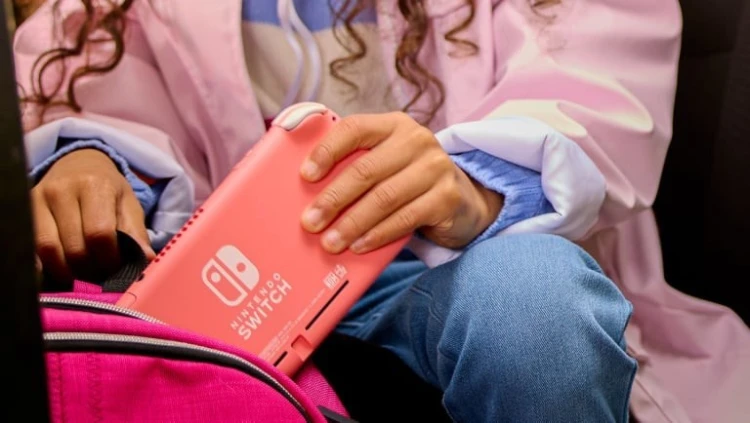 NINTENDO Switch Lite Coral 10004208