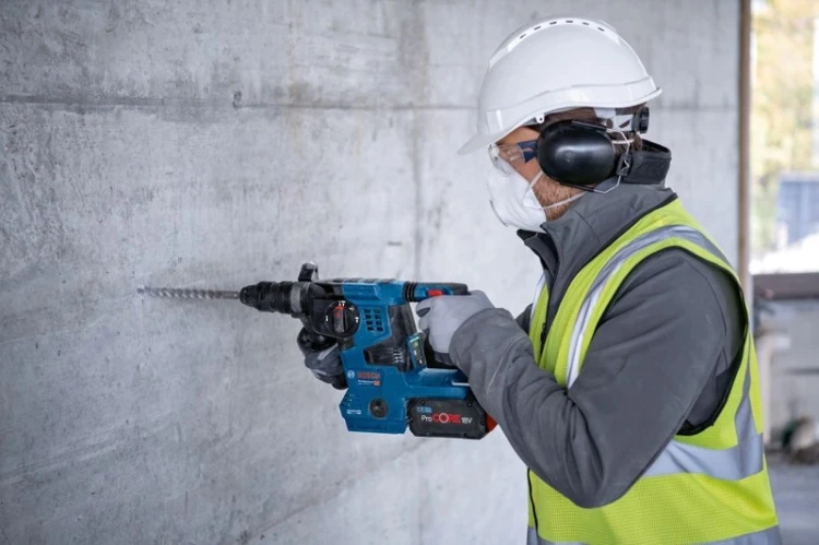 Bosch GBH 18V-28 CF PROFESSIONAL SDS Plus