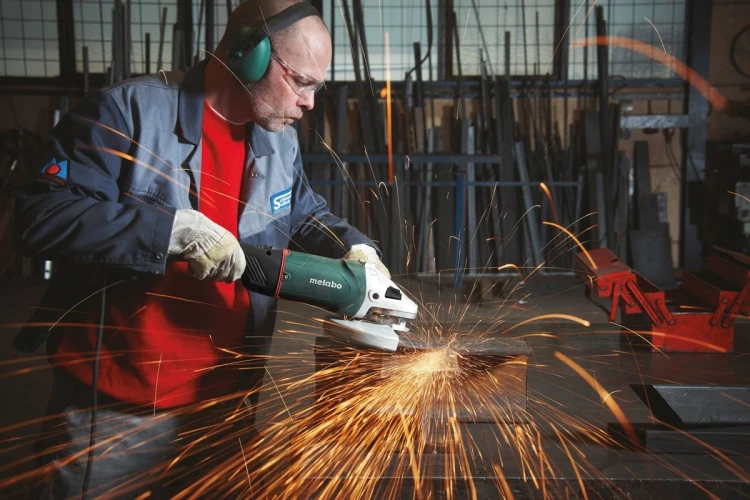 Szlifierka kątowa METABO 230 WEA 24-230 MVT QUICK