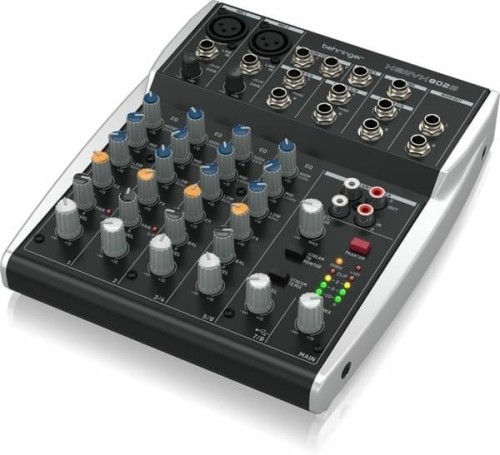Behringer 802S - 8-kanałowy kompaktowy mikser analogowy z interfejsem USB zaprojektowany specjalnie do obsługi podcastów, streamowania oraz nagrywania