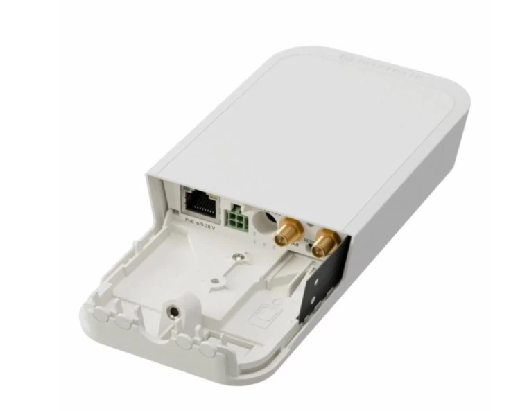Router Mikrotik wAP LoRa8 kit - przepływność 300 Mbps, LAN 10/100 Mbps, zasilanie 9-30V, montaż na suficie, biała obudowa, antena wewn. i zewn., Ather