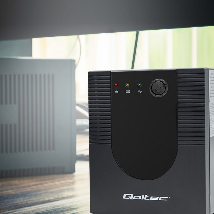 Qoltec 53777 zasilacz UPS Technologia line-interactive 2 kVA 1200 W 4 x gniazdo sieciowe