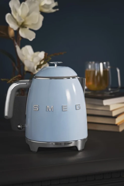 Mini czajnik SMEG Kettle KLF05PBEU 0,8L pastelbleu