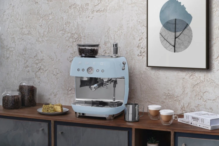 Smeg EGF03PBEU ekspres do kawy Ręczny Ekspres do espresso 2,4 l