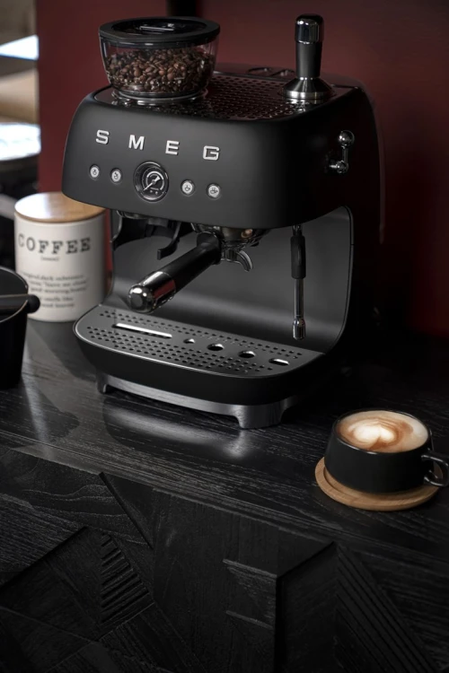 Smeg EGF03BLMEU ekspres do kawy Ręczny Ekspres do espresso 2,4 l