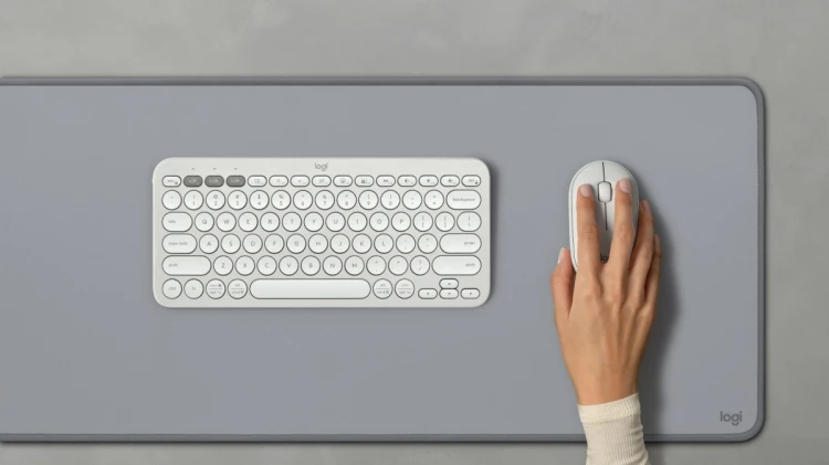 Logitech 920-012204 klawiatura Dołączona myszka Uniwersalne RF Wireless + Bluetooth QWERTZ Niemiecki Biały