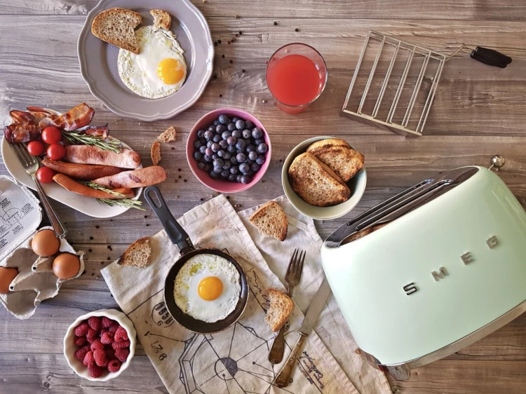 Toster SMEG TSF01PGEU pastelowy zielony