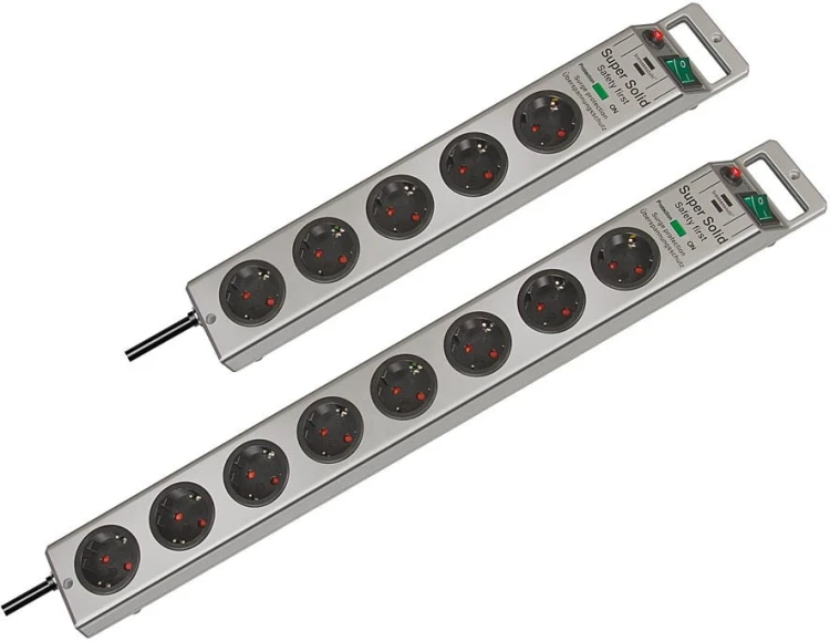 Brennenstuhl Super-Solid Surge Protection 4.500 A Srebrny 8 x gniazdo sieciowe 2,5 m