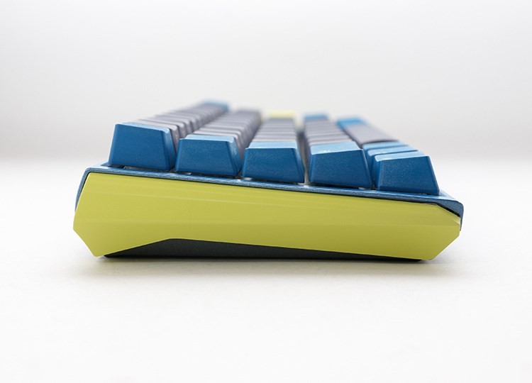 Ducky One 3 Daybreak Mini klawiatura Gaming USB Niemiecki Czarny, Niebieski, Zielony