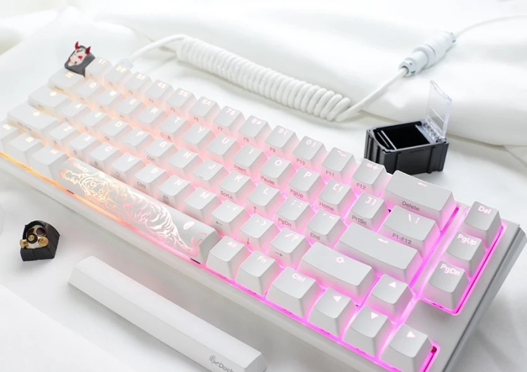 Ducky One 3 Classic Pure White SF klawiatura Gaming USB Niemiecki Biały