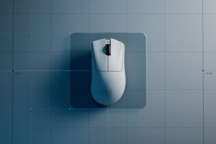 Razer DeathAdder V3 Pro myszka Gaming Po prawej stronie RF Wireless + USB Type-C Optyczny 30000 DPI