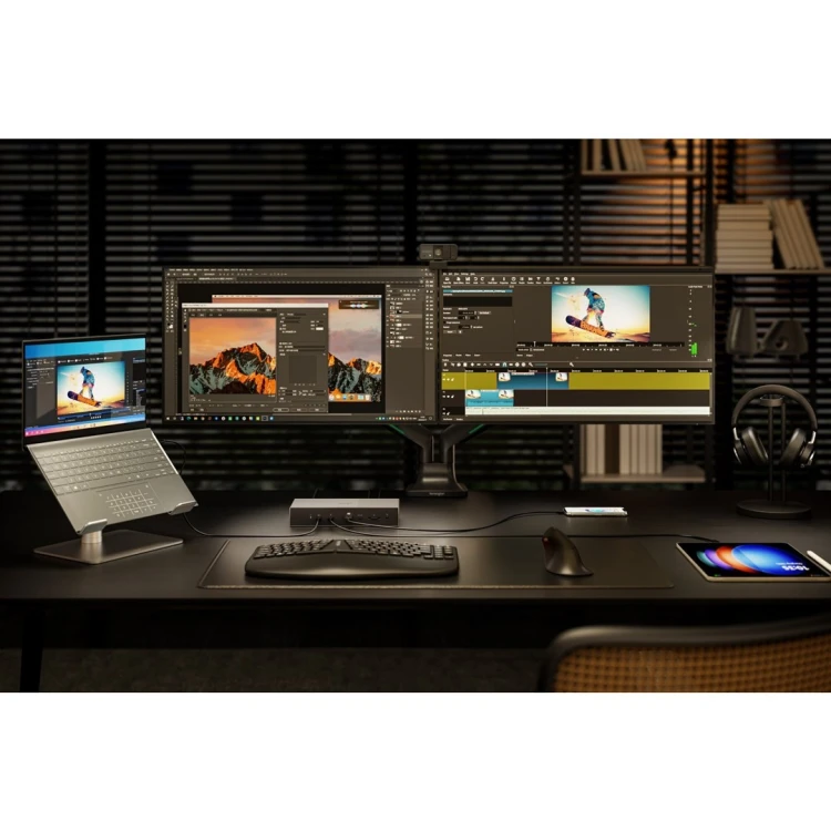 Kensington Stacja dokująca SD5000T5 EQ Thunderbolt 5 z potrójnym 4K i PD 140 W — Windows/macOS