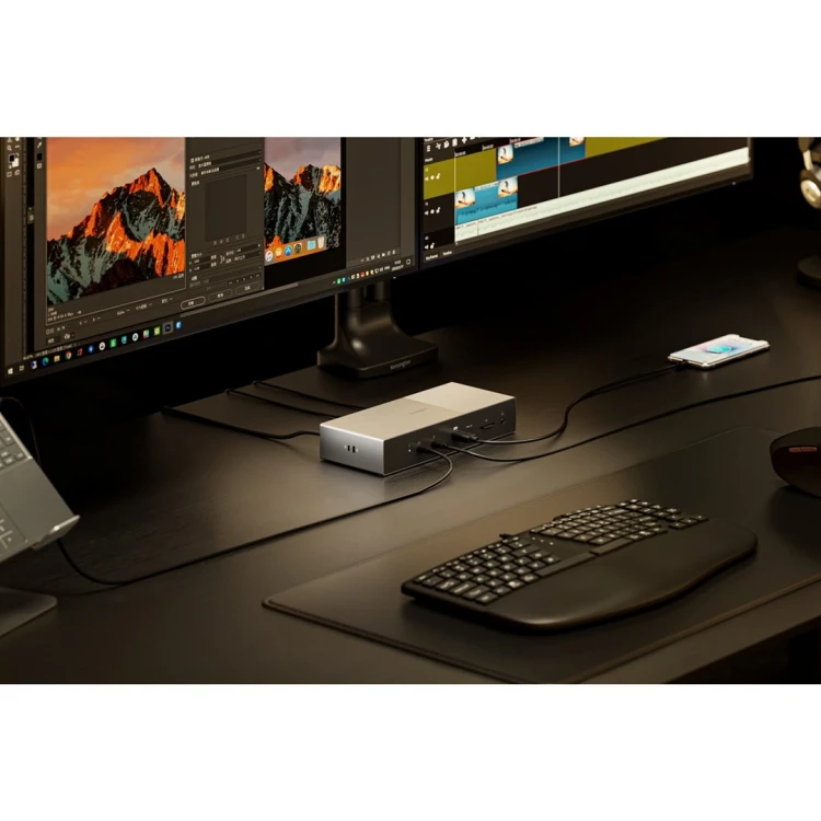 Kensington Stacja dokująca SD5000T5 EQ Thunderbolt 5 z potrójnym 4K i PD 140 W — Windows/macOS