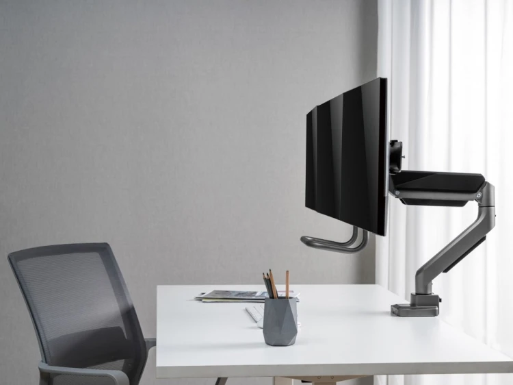 Wyposażenie: Uchwyt biurkowy 17"-27"/3TFT 360 Sprężyna gazowa 6 kg srebrny lite Sprzedaż detaliczna
