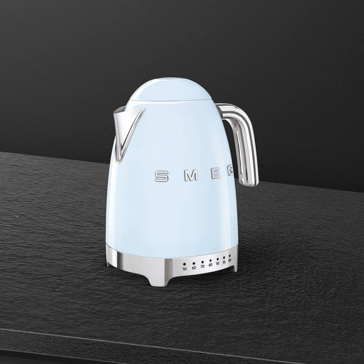 Smeg KLF04PBEU czajnik elektryczny 1,7 l 2400 W Niebieski