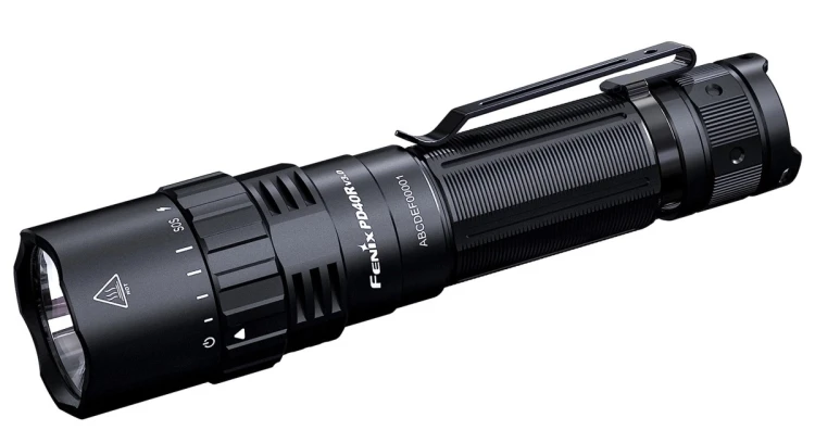 Fenix PD40R V 3.0 Latarka LED Akumulator 3000 lumenów